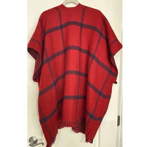 LOFT Reversible Plaid Poncho - Picture 4 of 7